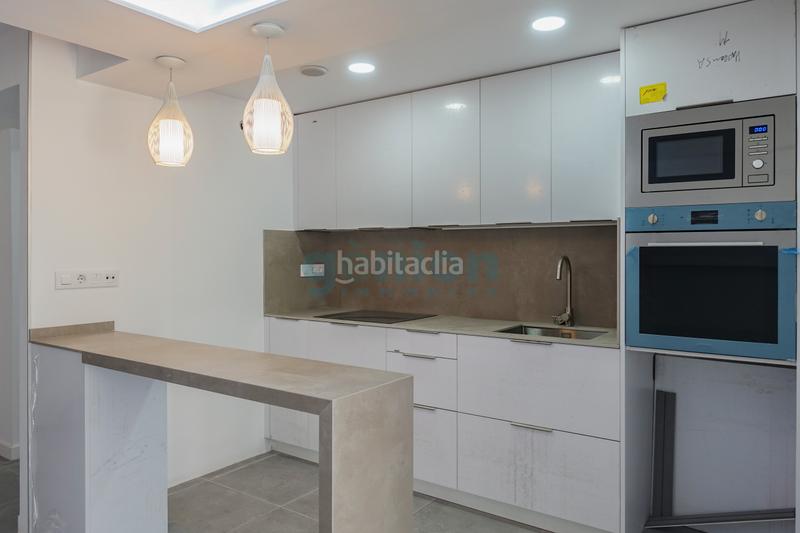 Foto a7b72f4f-70e7-42e8-80d2-9b2ec07443fa. Piso duplexs a estrenar en Montilivi, . 3 habitaciones y 3 baños en Girona