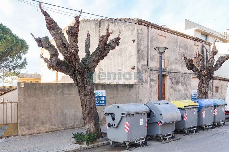 Foto baada112-455f-450e-baaa-4118ebcc6693. Terreno residenziale in carrer figueres 45 in Torroella de Montgrí
