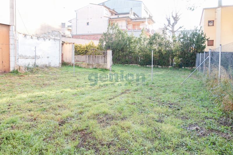 Foto bff03475-73ef-4338-b8a2-b438215687e8. Terreno residenziale in carrer figueres 45 in Torroella de Montgrí