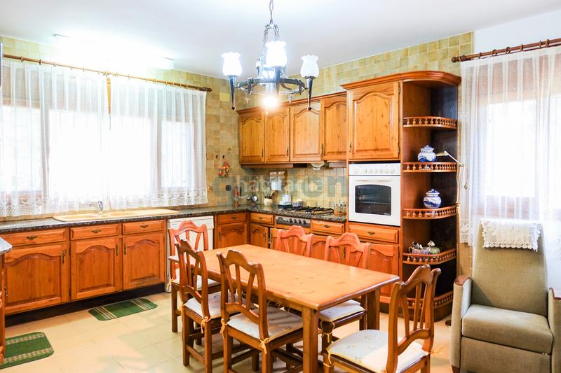 Foto 4b61e14a-ade2-4d3e-a302-349c16d160d1. Casa amb calefacció aparcament piscina a Sant Feliu de Buixalleu