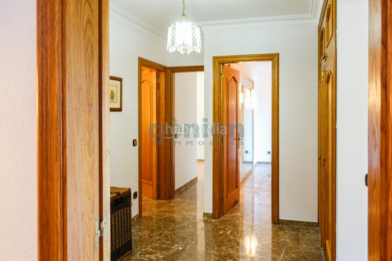 Foto dbdd693c-6bb3-4708-9e98-a6aa6c353974. Casa amb calefacció aparcament piscina a Sant Feliu de Buixalleu