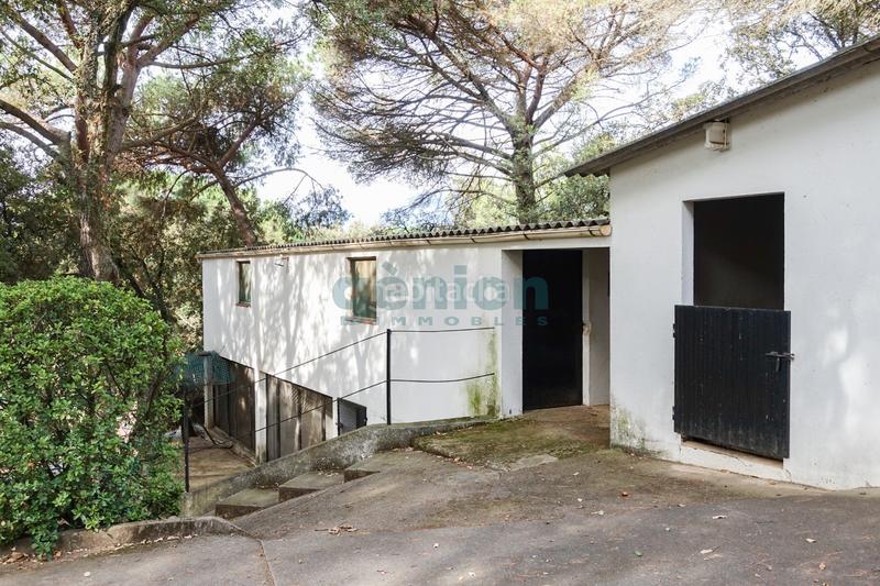 Foto ebd8680a-1c79-4974-9dea-23d0bf8db506. Casa amb calefacció aparcament piscina a Sant Feliu de Buixalleu