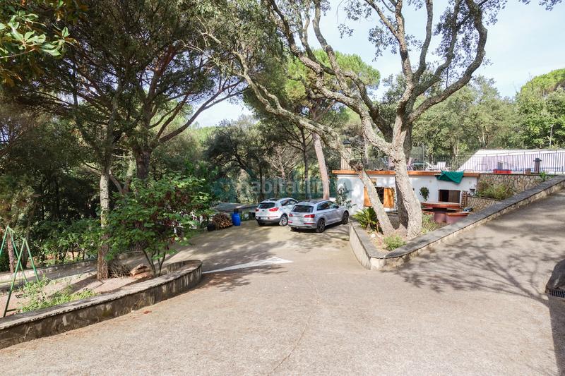 Foto f7eff734-5f7d-4d2c-94e9-81cade330b3a. Casa amb calefacció aparcament piscina a Sant Feliu de Buixalleu