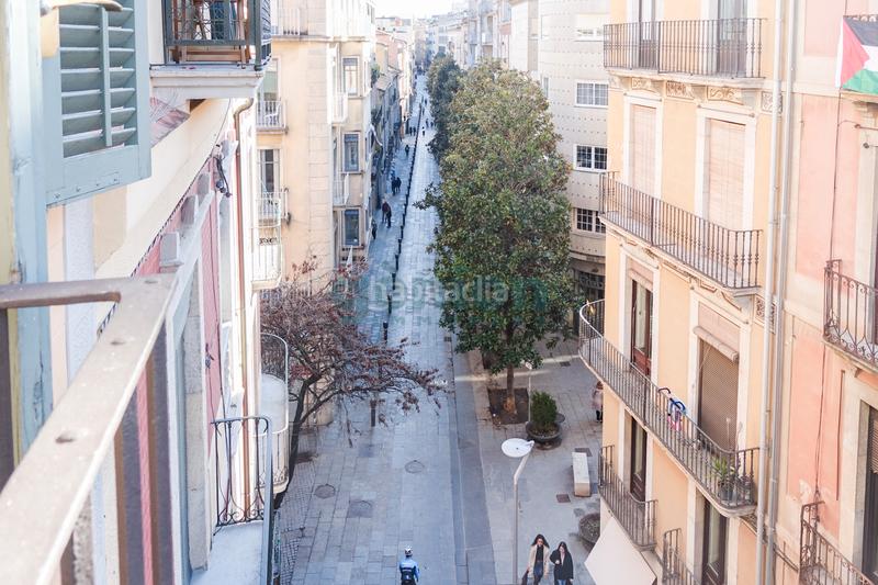 Foto 13a43553-ecc1-4c3b-a613-aa64108997a9. Pis amb calefacció a Centre-Barri Vell Girona