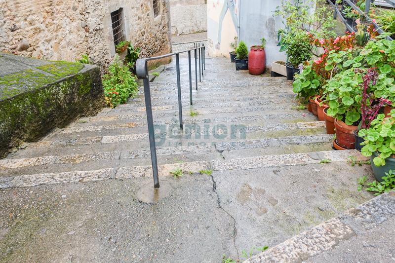 Foto a21bc49c-d293-4a85-bca7-71dbb16dfddd. Piano terra con riscaldamento in Centre-Barri Vell Girona