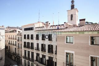 Pis a Centre-Barri Vell. Atico duplex en edificio historico en el barri vell, plaça del v