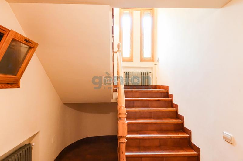 Foto 0abc5a22-f19a-4c7b-8d8a-13297d7f5d76. Casa amb calefacció aparcament piscina a Palau Girona