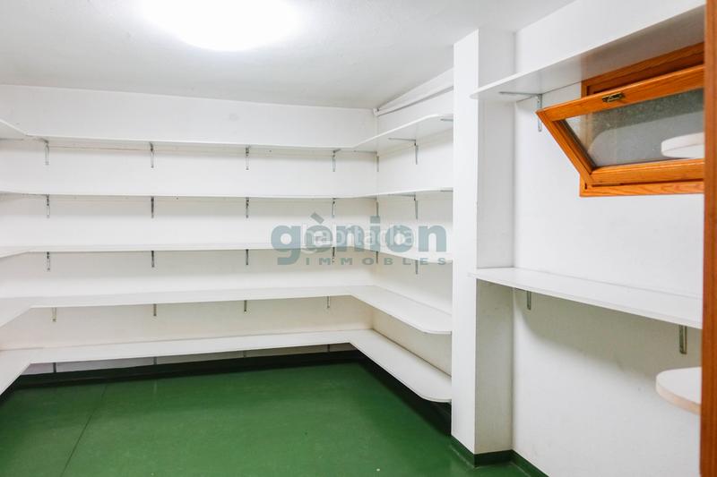 Foto 13a42d55-818e-4a1c-ba39-9c35fd2db89d. Casa amb calefacció aparcament piscina a Palau Girona