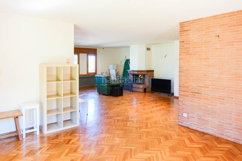 Foto 73afea62-0b82-46c8-b307-89b07d907fe8. Casa amb calefacció aparcament piscina a Palau Girona