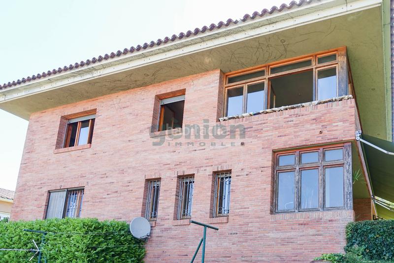 Foto ae7b630c-27f3-4da6-b08c-962f74ec7274. Casa amb calefacció aparcament piscina a Palau Girona