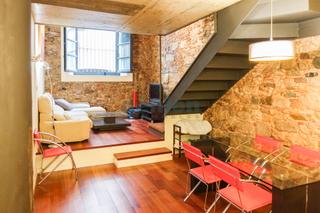 Dúplex a Centre-Barri Vell. Dúplex de diseño exclusivo, en edificio histórico junto a la pla