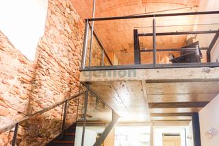 Dplex a Centre-Barri Vell. Dplex de diseo exclusivo, en edificio histrico junto a la pla