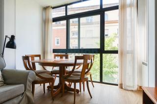 Pis a Eixample Nord. Piso de tres habitaciones en la calle de la creu, en pleno eixam