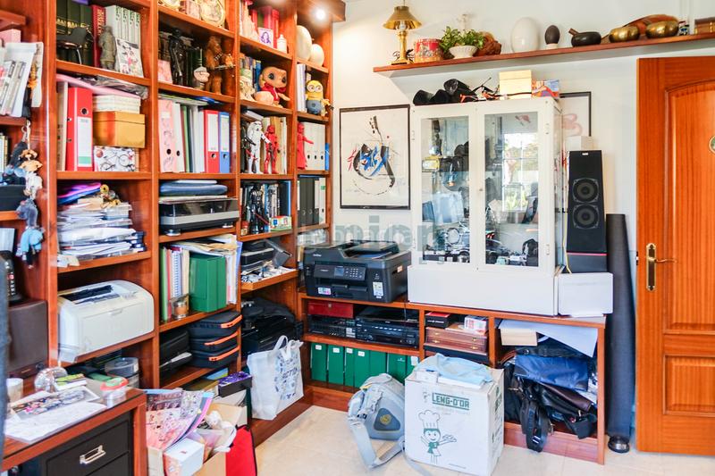 Foto 16cfd14a-c8f9-49c5-91ce-0171a0e7bf83. Casa amb calefacció aparcament piscina a Palau Girona