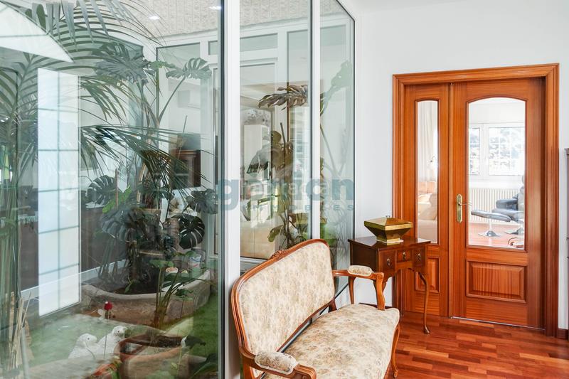 Foto 2f0d47f3-38fc-4d24-80e9-b24a1f5b361a. Casa amb calefacció aparcament piscina a Palau Girona