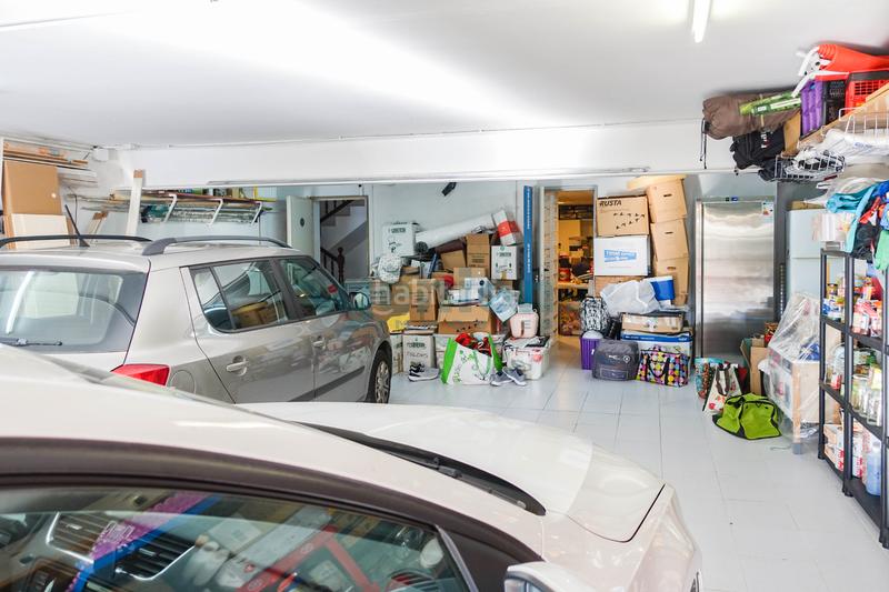 Foto 339bbac8-b4ce-4680-a981-080ccac1ea94. Casa amb calefacció aparcament piscina a Palau Girona