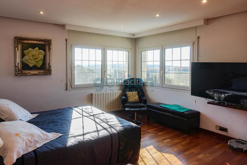 Foto be987ef8-aded-4ed9-887c-41eaf5e243f2. Casa amb calefacció aparcament piscina a Palau Girona