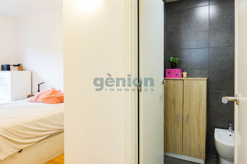 Foto 38e862d8-f96f-4b6f-bc6f-401c9c409459. Pis amb calefacció aparcament a Eixample Sud-Migdia Girona