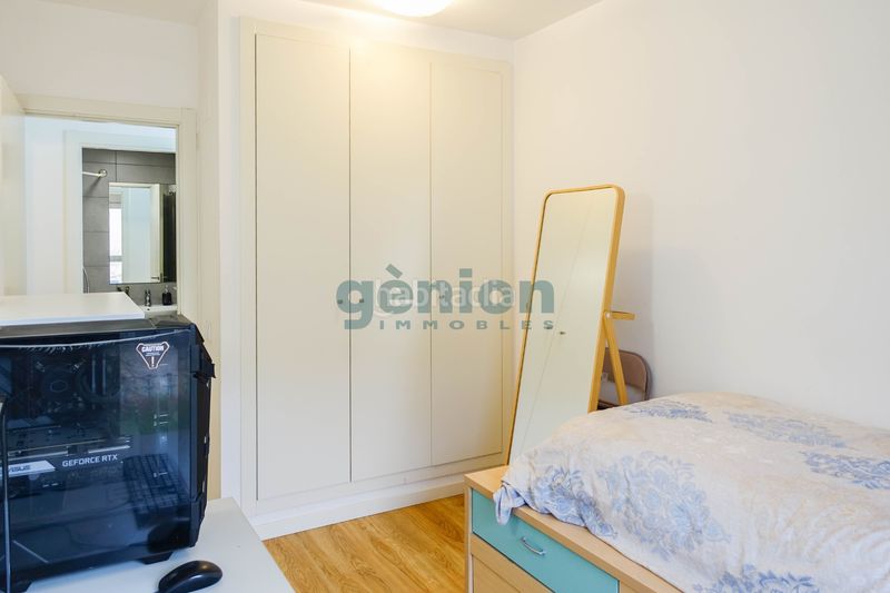 Foto 3c1515e9-ae4b-4f5c-8957-520a87e93ba9. Pis amb calefacció aparcament a Eixample Sud-Migdia Girona