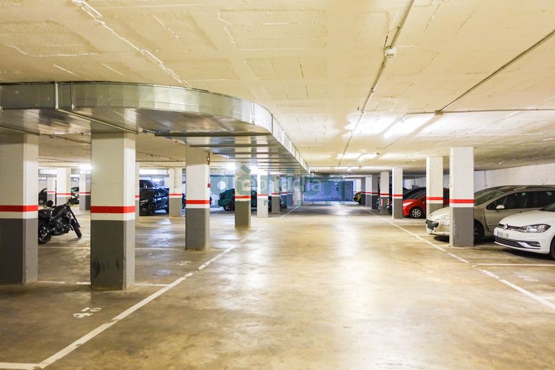 Foto 567b5ca7-013f-47ce-8dc1-be8d50f1729d. Pis amb calefacció aparcament a Eixample Sud-Migdia Girona