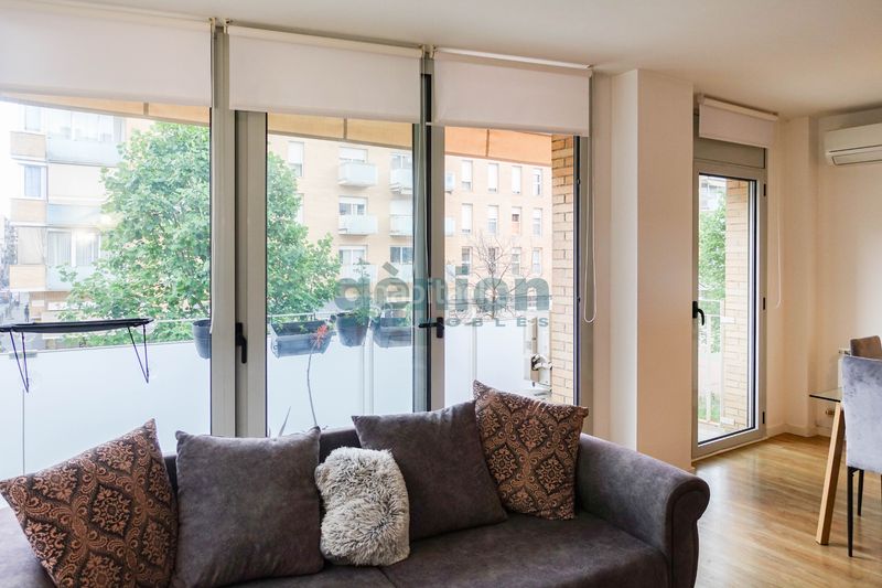 Foto 72217527-a841-409f-a44b-e224cfc35937. Pis amb calefacció aparcament a Eixample Sud-Migdia Girona