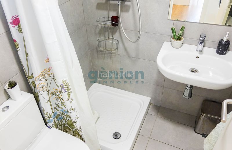 Foto b1d84b83-5cc4-4349-a3ce-6a63591e0ded. Pis amb calefacció aparcament a Eixample Sud-Migdia Girona