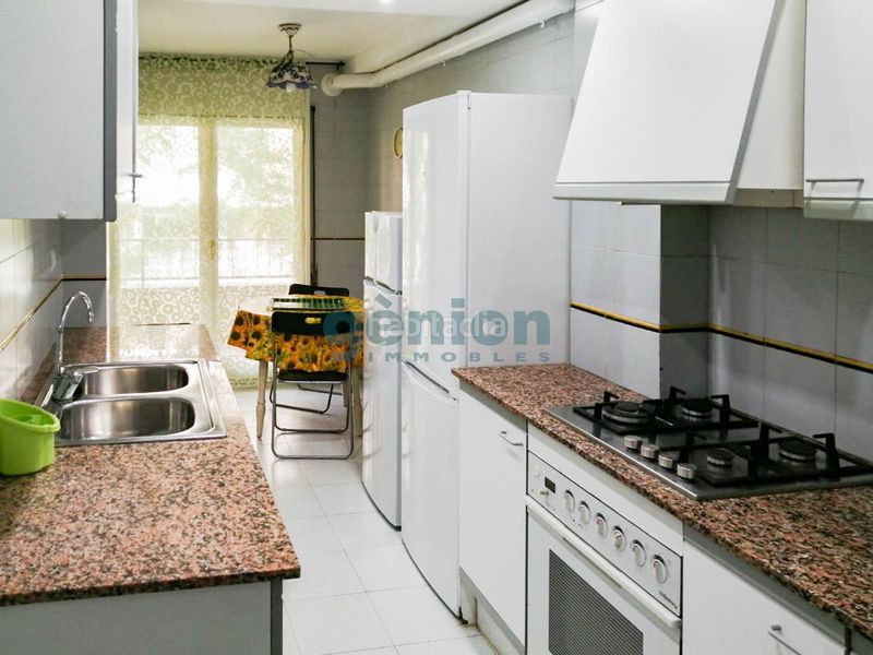 Foto 0e285035-2aff-49b0-98d5-3b022011c590. Pis a Eixample Nord Girona