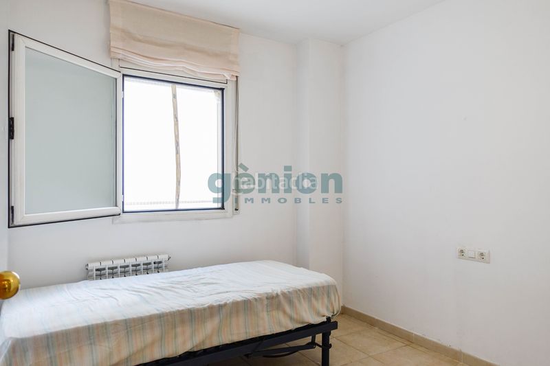Foto a794b391-b481-4801-9f98-10bb39636fb0. Pis amb calefacció aparcament a Sant Narcis Girona