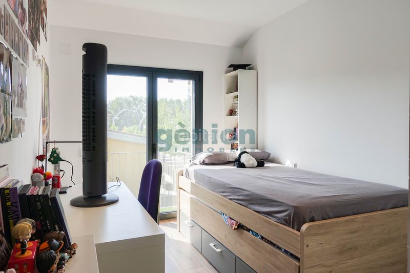 Foto a3d9bcac-e38c-44da-bba3-c80b11d35ac3. Casa amb calefacció aparcament a Vilablareix