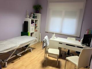 Location Bureau à Carrer del doctor pi i molist 8. Centro sanitario homologado