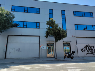 Rent Industrial building in Avinguda de josep anselm clavé 129. Lado puerto y aeropuerto de barcelona