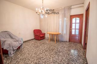 Pis a Torre-romeu. Piso de 3 dormitorios con patio de 18m2