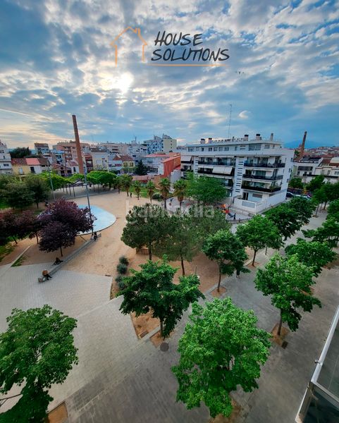 Foto 2dd4d738-fcba-4921-bc28-e5563d9f098d. Pis amb calefacció a Centre Sabadell