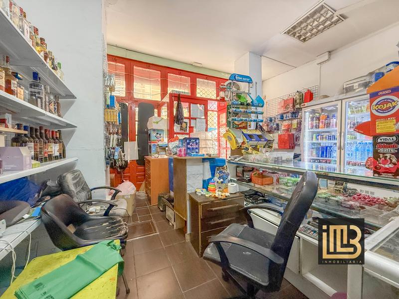 Foto 9df95ca1-c5ce-4532-98c9-47931c7b1c48. Local comercial en calle capulino jáuregui 3 localcapulino en Málaga