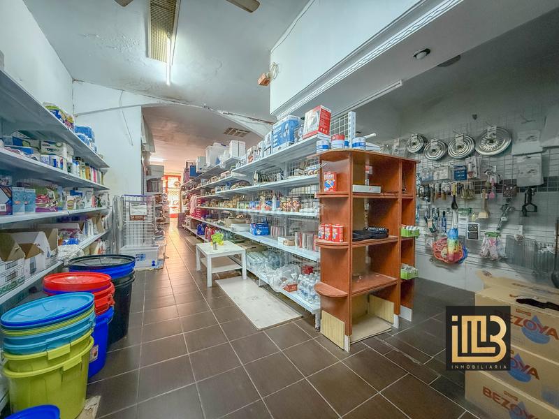 Foto d2ea1172-4ddd-431d-bc55-25272058ae8c. Local comercial en calle capulino jáuregui 3 localcapulino en Málaga