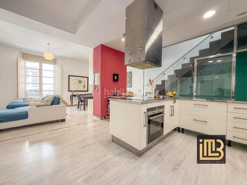 Foto a620199d-26aa-4638-815c-26982e72d3d8. Edificio merced en La Merced Málaga