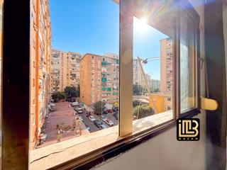 Piso  Calle héroe de sostoa. Piso en venta a reformar en huelin