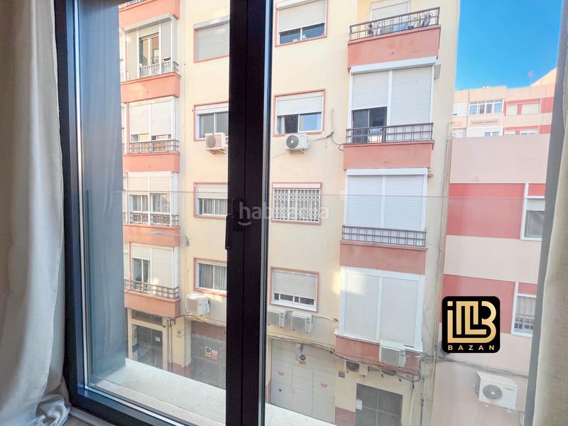Foto d0652ac0-1762-48b4-82b5-587ed3650bfe. Location appartement avec parking piscine dans Los Castillejos - La Trinidad Málaga