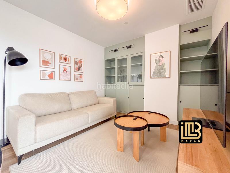 Foto ce35b631-baac-46aa-bec3-ccc41a1fc792. Alquiler apartamento alquiler de lujo en Martiricos - La Roca - La Rosaleda Málaga