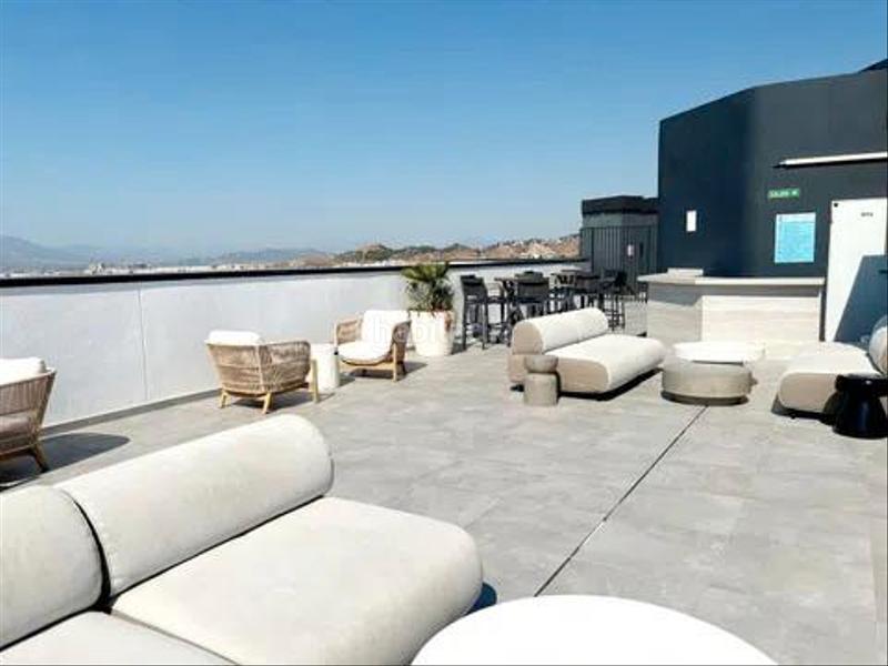 Foto b186b2c7-15ac-402a-8d7d-a0fb1cef895c. Location appartement avec piscine dans Martiricos - La Roca - La Rosaleda Málaga