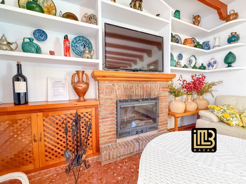 Foto 5e5b7c83-bc09-4868-bb61-e7fc3b2d91fa. Casale con camino riscaldamento parcheggio piscina in Málaga