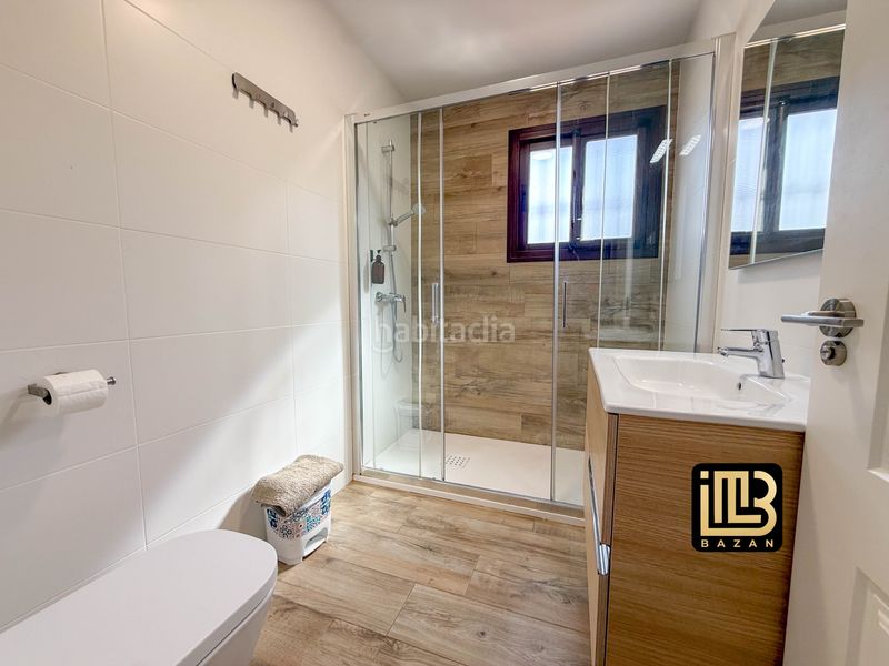 Foto a1496f7d-fc40-4261-b30c-2b6feea0e714. Casale con camino riscaldamento parcheggio piscina in Málaga