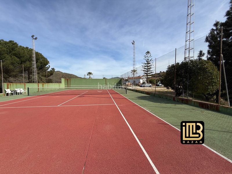 Foto d8d6c334-3847-4a80-b786-9bf2070d4f2b. Casale con camino riscaldamento parcheggio piscina in Málaga