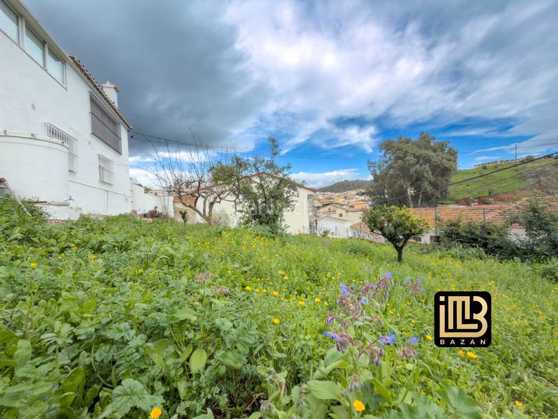 Foto da971a25-9a5a-4e41-87e0-761efe2a5846. Terreny residencial a Santa Isabel Málaga