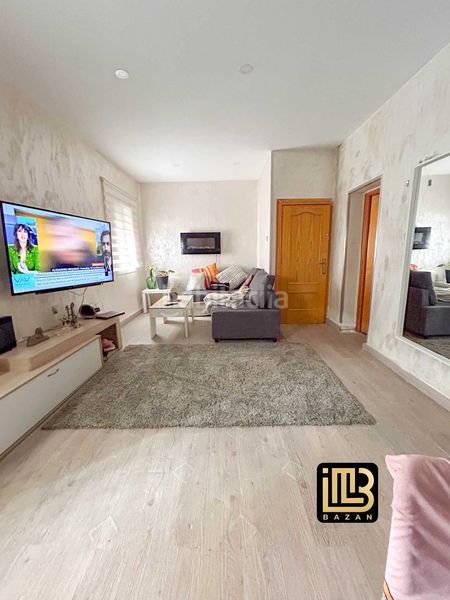 Foto 4f0b90c1-a986-4a33-9791-048b9d1999ac. Piso coronel en Santa Cristina - San Rafael Málaga