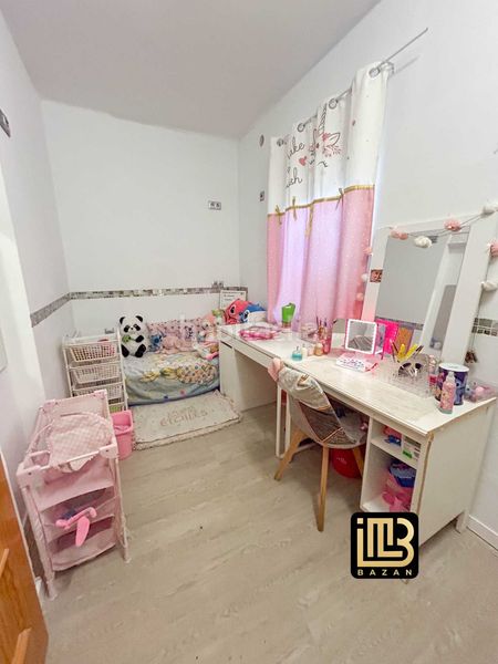 Foto d78b93a8-929e-40db-9d73-352b7d3a596a. Piso coronel en Santa Cristina - San Rafael Málaga