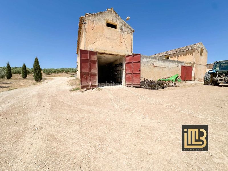 Foto f1cf29bd-04d5-42f4-a646-d1a3c465a530. Pis amb aparcament a Cabra del Santo Cristo