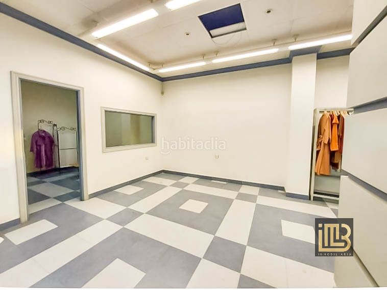 Foto 9a626d2f-887e-48ad-91d0-bd25d69b1c79. Local comercial a Montefrío