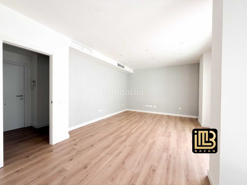 Foto 71be4192-2369-4465-b9bf-128f50091324. Rent flat with parking pool in Limonar Málaga