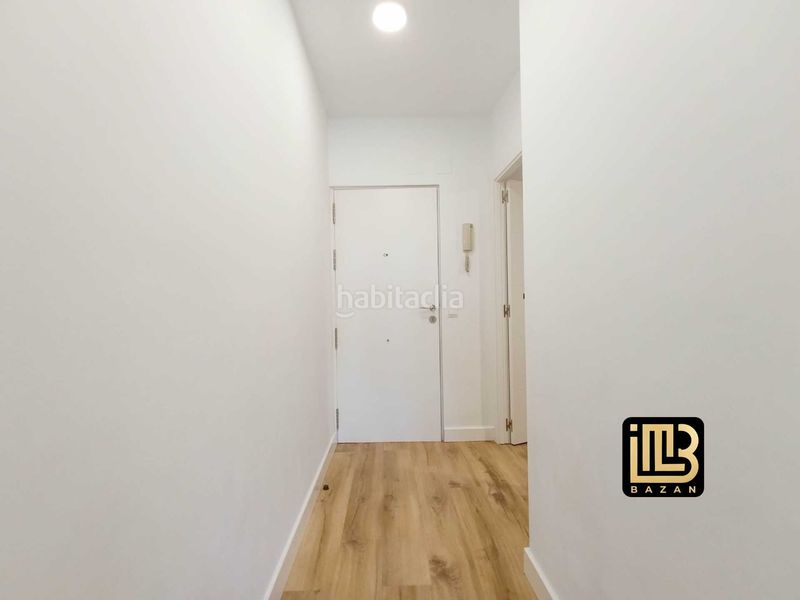 Foto a69e72ef-1c91-420a-8b08-11b7fe6fd6ef. Miete etagenwohnung in Parque Ayala - Jardín de la Abadía - Huelín Málaga